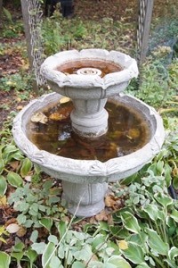 lot 127 image: Lawn Garden DeCor Two-Tier Large Concrete Bird Bath
