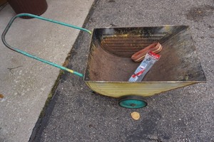 lot 24 image: Antique Vintage Wheel Barrel Push Cart Yellow Green