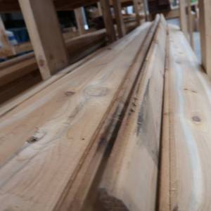 lot 10 image: ROUGH CUT CEDAR TONGUE AND GROOVE VARIOUS SIZES