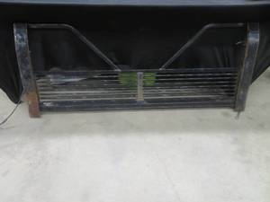 lot 120 image: SOLID METAL TAIL GATE