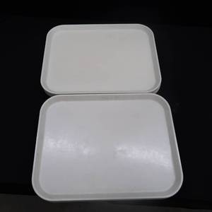 lot 90 image: TRAYS