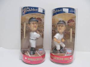 lot 19 image: 2 Brand New Bobble Dobbles Bobblehead Figures - Lou Gehrig & Ty Cobb