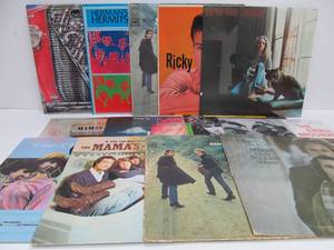 lot 22 image: Lot of Vintage Vinyl Records 