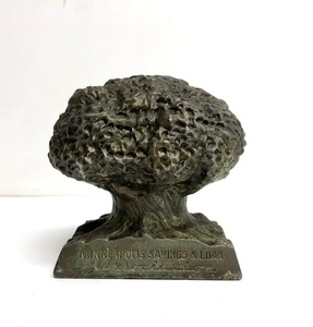 lot 84 image: Old Vintage Minneapolis Savings & Loan Heavy Cast Tree Coin Bank