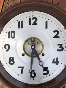 lot 97 image: Very Cool Large Old 1920s-30s era Round Wall Clock by The Chuo Clock Company