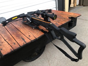 lot 105 image: Excellent Crossbow wCase & Scope
