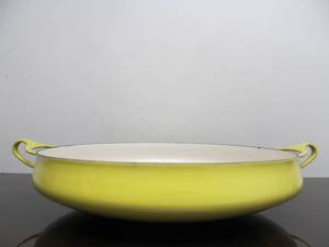 lot 153 image: Mid Century DANSK Italian Enameled Kobenstyle Pan - Yellow