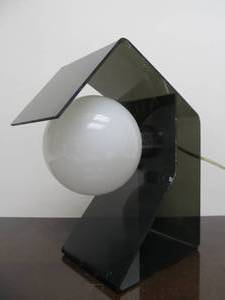 lot 154 image: Awesome Mid Century Black Acrylic Space Age Table or Desk Lamp