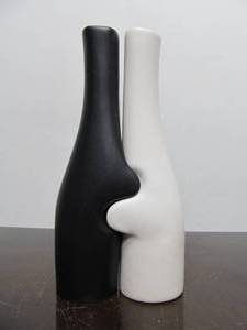 lot 160 image: Pair of Signed Black & White Abstract Ceramic Hugging Vases by Peter Saenger