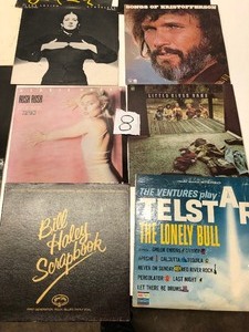 lot 278 image: Lot of 20 Vintage Vinyl Records #8