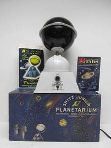 lot 300 image: Very Cool Vintage SPITZ Junior Planetarium