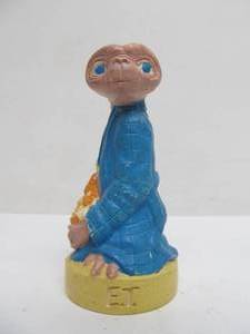 lot 312 image: 3 Vintage E.T. Movie Items