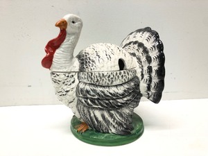 lot 317 image: Large Ceramic Turkey Tureen 