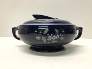 lot 375 image: Vintage HALL Cobalt Blue Lidded Tureen