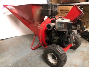lot 7 image: Working MTL 8hp Wood Chipper  Shredder