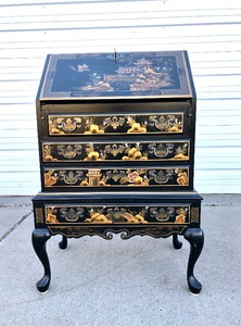 lot 2 image: Excellent Vintage Maddux Furniture Chinoiserie Desk 