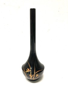 lot 373 image: Signed Vintage Oriental Lacquered Vase
