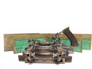 lot 293 image: Fantastic Early STANLEY No.55 Woodworking Plane
