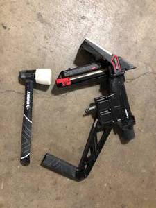 lot 4 image: Husky Pneumatic 3-in-1 15.5-Gauge and 16-Gauge 2 in. Flooring Nailer and Stapler with Quick Jam Release Customer Returns See Pictures