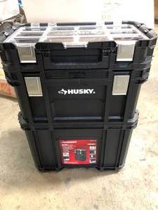 lot 9 image: Husky 22 in. Connect Rolling System Tool Box Customer Returns See Pictures