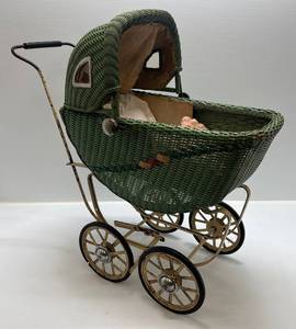 lot 6 image: Antique Wicker Doll Baby Carriage