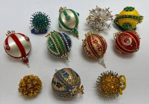 lot 54 image: Vintage Handmade Seguins Ornaments