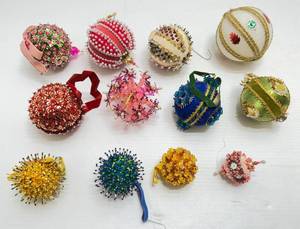 lot 55 image: Vintage Handmade Seguins Ornaments