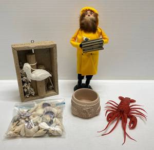 lot 77 image: Misc. Nautical Themed Dcor
