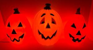 lot 220 image: Pumpkin Blow Molds 22,23,25