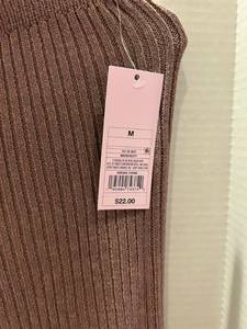 lot 63 image: NWT Wild Fable Womens Sweater Knit Pants - Size Medium