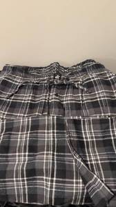 lot 109 image: NWT Mens Beverly Hills Polo Club Flannel Pajama Pants Size Medium (MD)