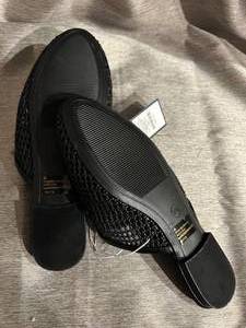 lot 69 image: NWT Universal Thread Slip On Size 9.5