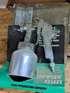 lot 158 image: Sears Air Spray Gun 3015710 (in original packaging)