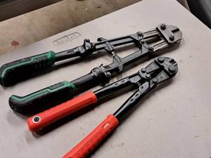lot 178 image: Lot of (2) Bolt Cutters - 14, 18