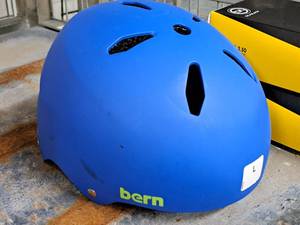 lot 216 image: Bern Diablo Size Large Bicycle Helmet