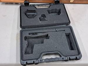 lot 9 image: Springfield Armory Hand Gun Case with (2) XP Gear Holders