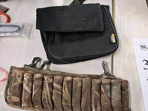 lot 19 image: Drymate Ammo Pouch, Shotgun Shell Ammo Belt
