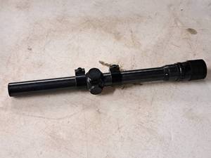 lot 42 image: Rifle Scope