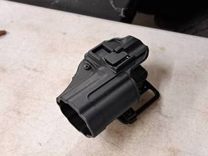 lot 32 image: Blackhawk CQC Gun Holster