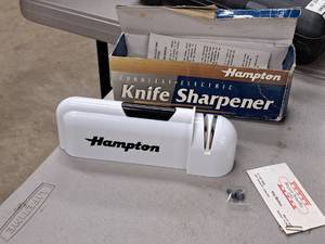 lot 45 image: Hampton Knife Sharpener (in original packaging)
