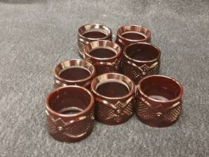 lot 76 image: Lot of (8) 1-12 Napkin Holders