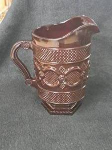 lot 61 image: 8-12 Pitcher