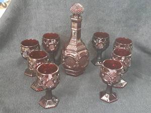 lot 62 image: Wine Set - Decanter and (8) Stem Glasses