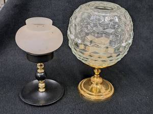 lot 95 image: Lot of (2) Candleholders