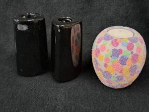 lot 98 image: Lot of (3) Candleholders