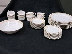 lot 88 image: Select Fine China Queen Anne Signature Collection 8-Person Dish Set - Cups, Saucers, Salad Plates, Dinner Plates, Serving Bowl