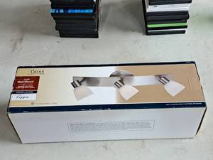 lot 225 image: Patriot Lighting Coppa Wall-Mount Light Fixture 3-bulb (New)