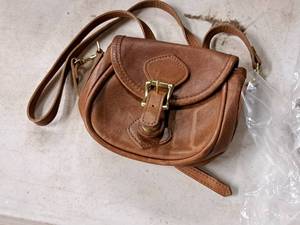 lot 241 image: J.W. Hulme Womens Leather Purse