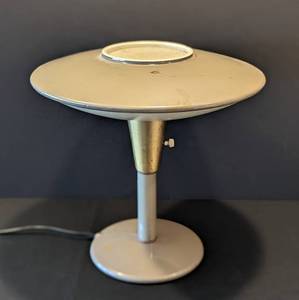 Mid Century Dazor Saucer Table Lamp