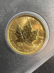 lot 01 image: 110th OZ .9999 FINE GOLD CANADIAN MAPLE LEAF IN CASE
